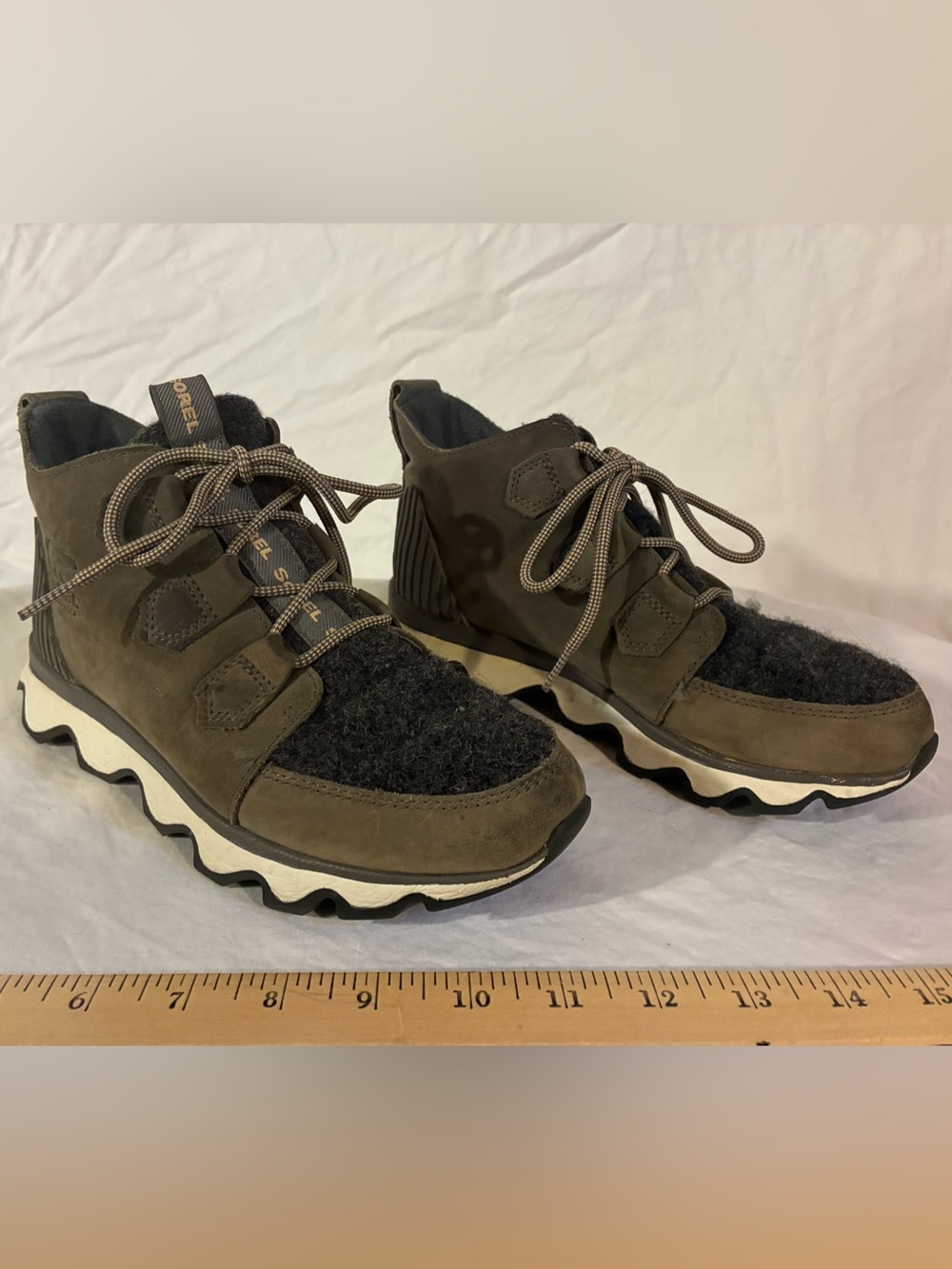 Sorel Women's Kinetic Impact Caribou Plus Waterproof